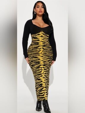Fashion Nova Black & Yellow Long Sleeve Tiger-Print Bodycon Dress
